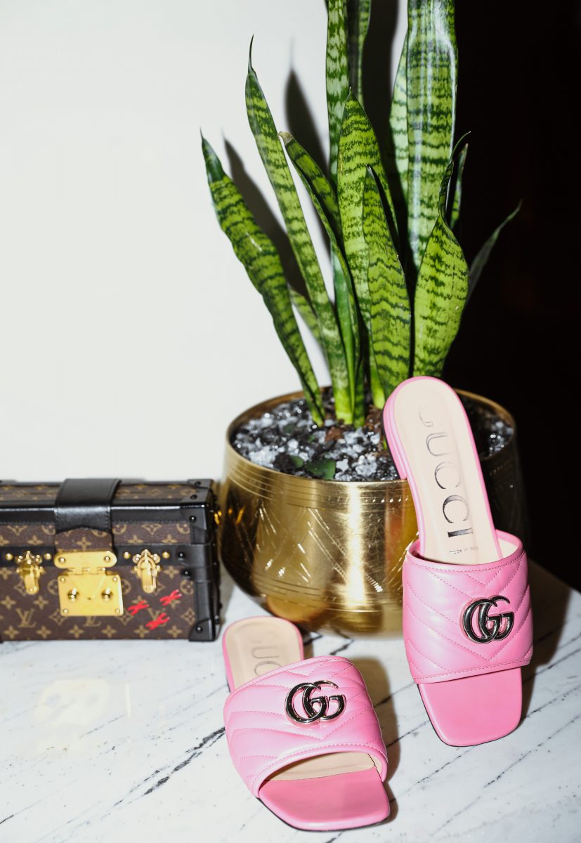 Elizabeth Allen pink Gucci slides